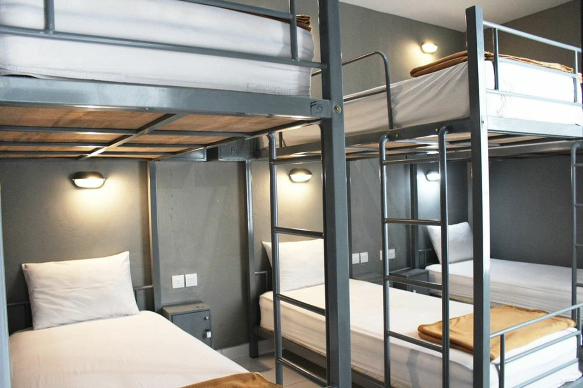 Kuta Beach Hostel Ngoại thất bức ảnh