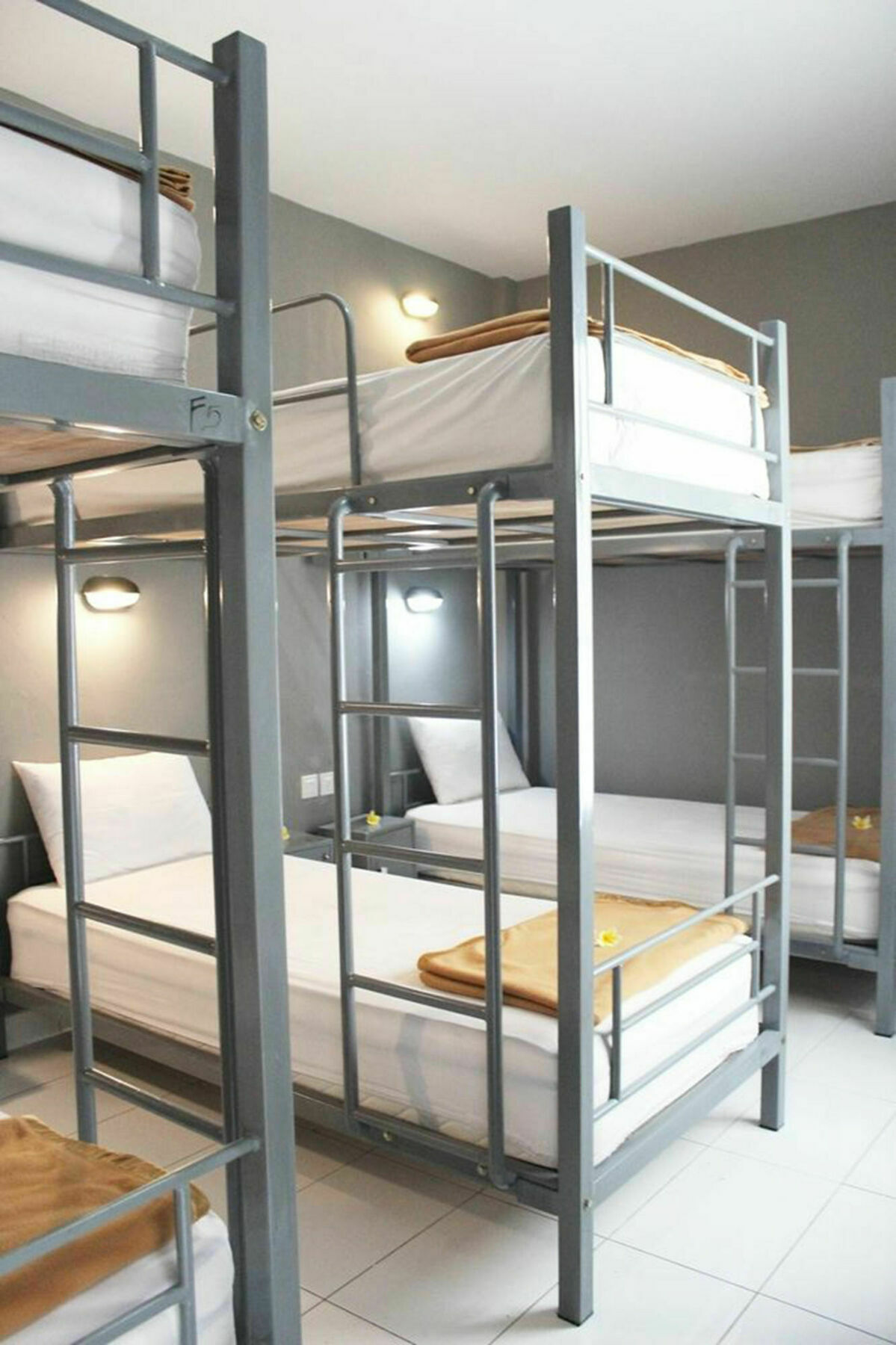 Kuta Beach Hostel Ngoại thất bức ảnh