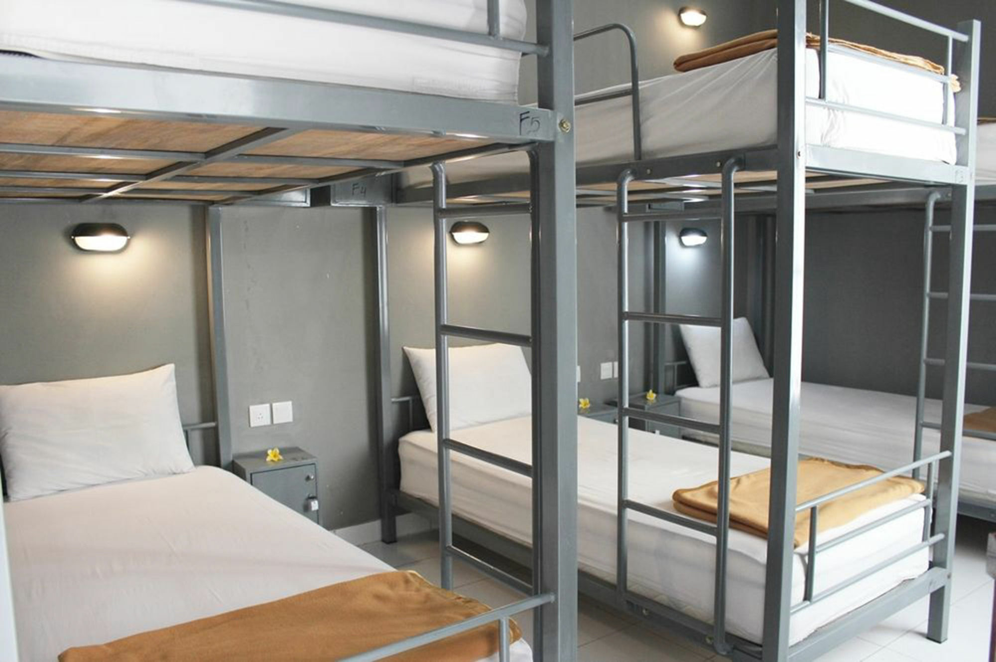 Kuta Beach Hostel Ngoại thất bức ảnh